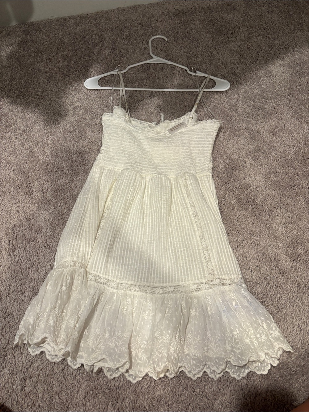 Loveshackfancy Maera Cotton Lace-Trimmed Mini Dress in white - Picture 4 of 6